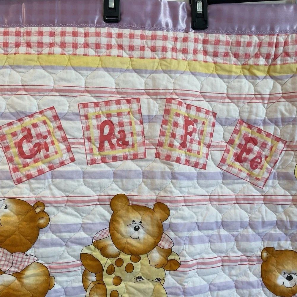 Baby Blanket Quilt Yellow Purple Pink Giraffe Bear Satin VTG Cottage Farm Boho‎